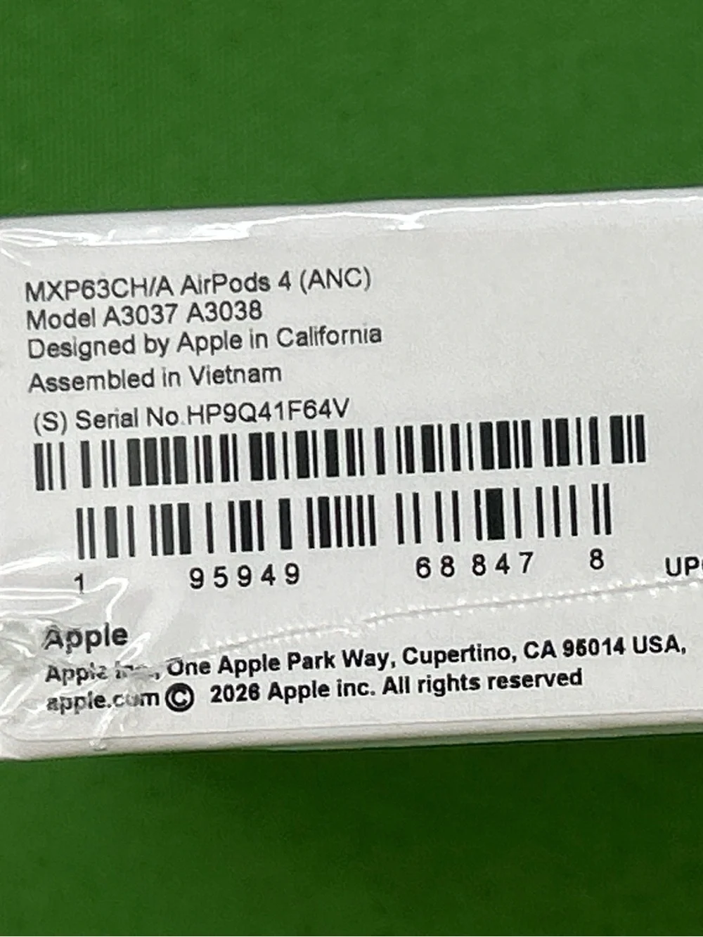 Apple AirPod 4s earbuds